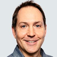 Presenter John Mealy